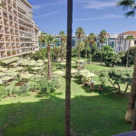 2 Bedroom Grand With Sea View 306 Cannes