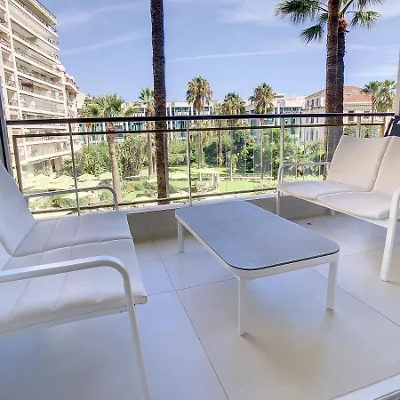 Lejlighed 2 Bedroom Grand With Sea View 306 *