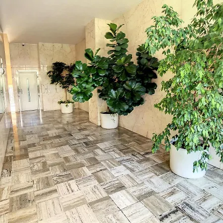 2 Bedroom Grand With Sea View 306