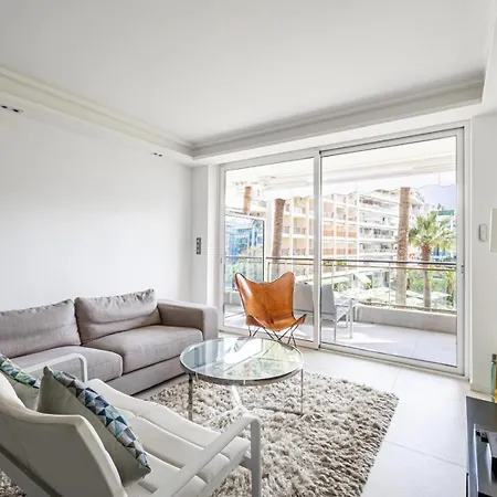 2 Bedroom Grand With Sea View 306 Lejlighed